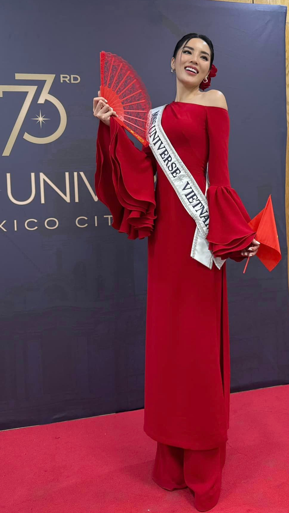 Soi loạt váy áo từ bánh bèo đến hở bạo của Kỳ Duyên-1