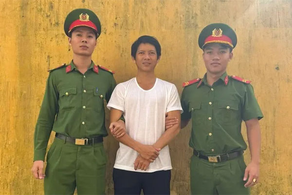 Nghi vấn chồng dùng bình cứu hỏa đánh vợ tử vong rồi tự tử-2