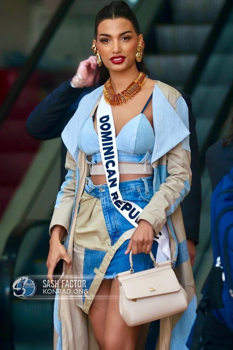 Kỳ Duyên đầy khí chất, sân khấu Miss Universe 2024 hoành tráng không ngờ-15