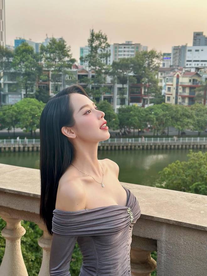 Hoa hậu Thanh Thuỷ: Lột xác sau phẫu thuật thẩm mỹ, ngày càng gợi cảm-14