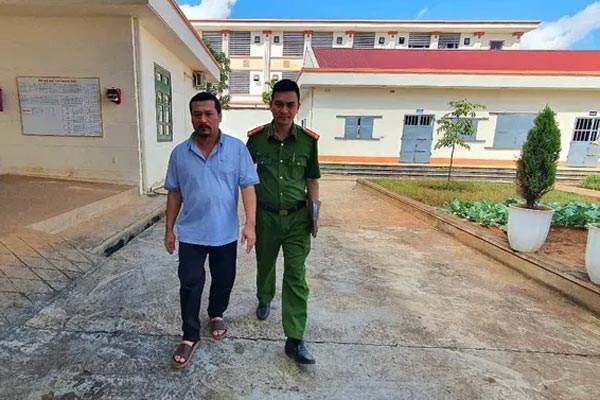 Chủ quán karaoke Tươi Cười đã lợi dụng” 3 bé gái chưa đủ 16 tuổi thế nào?-2