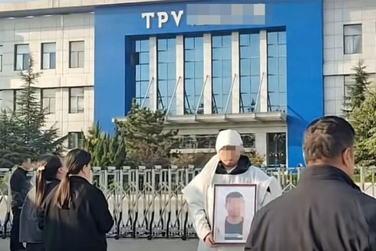 Vừa nhận việc, người đàn ông đột tử sau khi tăng ca 41 tiếng