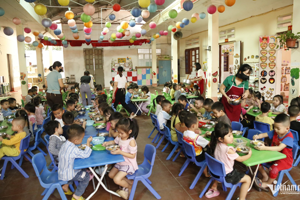 Tôi thà cho con học giỏi ở lớp kém, còn hơn phải chịu áp lực học kém ở lớp giỏi-2