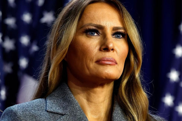 Trang phục của bà Melania Trump tại lễ nhậm chức gây sốt-7