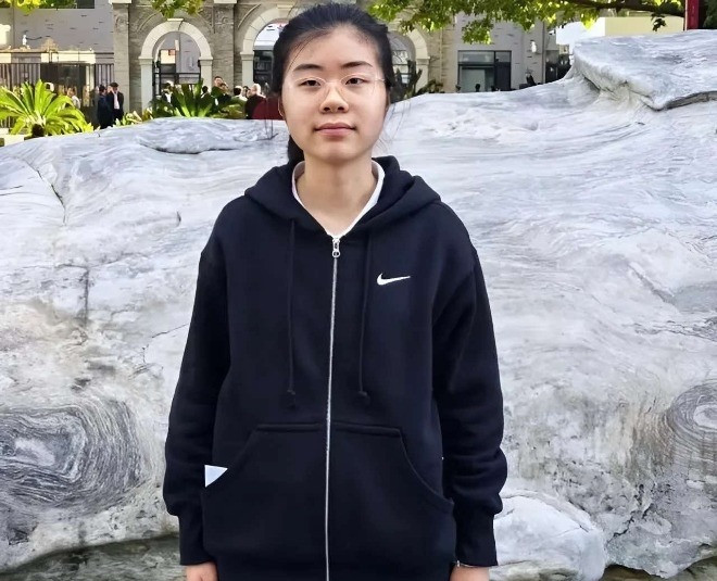 Giành Huy chương Vàng cuộc thi Toán, nữ sinh lớp 9 vào thẳng đại học ở tuổi 14-1