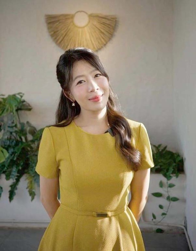 Nữ MC Đường lên đỉnh Olympia từng đậu thủ khoa Đại học, flex thành tích kiếm tiền từ 3 tuổi-5