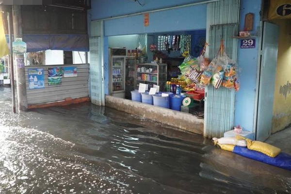 Nhiều trường học ở Đất Mũi ngập sâu do triều cường-3