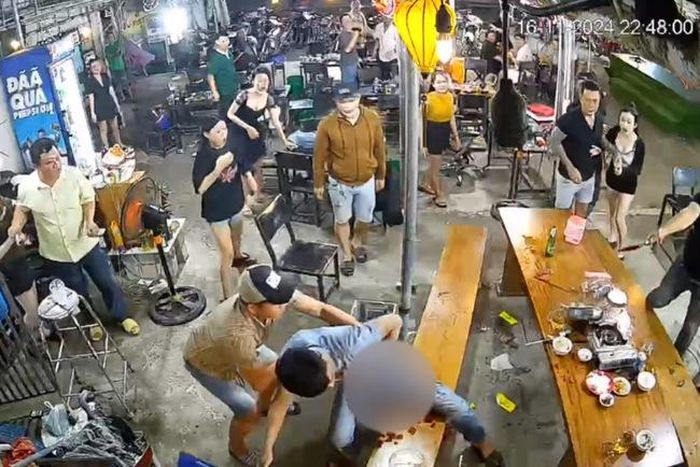 Nhiều người hoảng loạn khi trực tiếp chứng kiến vụ án mạng ở Nhà Bè-1