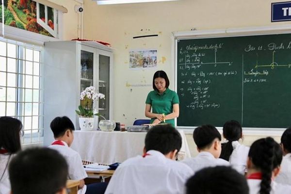 Trường hợp nhà giáo nào được ưu tiên trong chế độ tiền lương và phụ cấp?-2