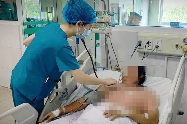 Bé trai 3 tuổi tử vong nghi do bệnh sởi biến chứng, cảnh báo dấu hiệu bố mẹ tuyệt đối không được chủ quan-2