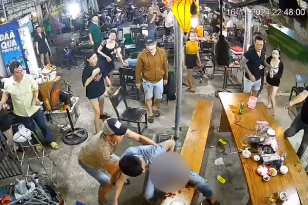 Suýt tan vỡ gia đình vì những cơn ghen-2