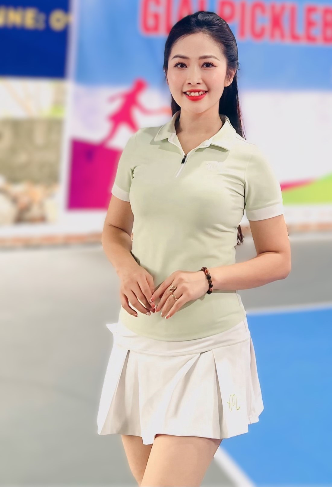 Nhan sắc gây sốt của cô giáo Thái Nguyên vừa được vinh danh giáo viên trẻ tiêu biểu-4