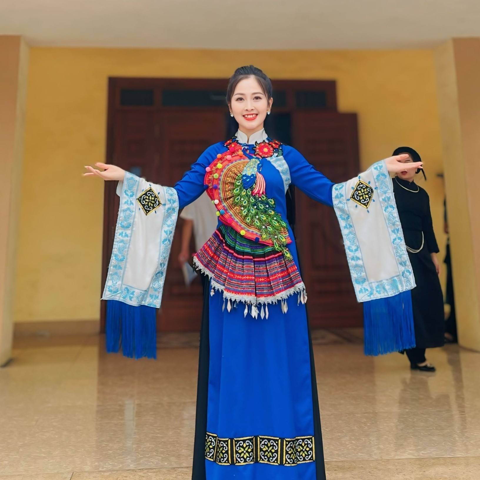 Nhan sắc gây sốt của cô giáo Thái Nguyên vừa được vinh danh giáo viên trẻ tiêu biểu-5