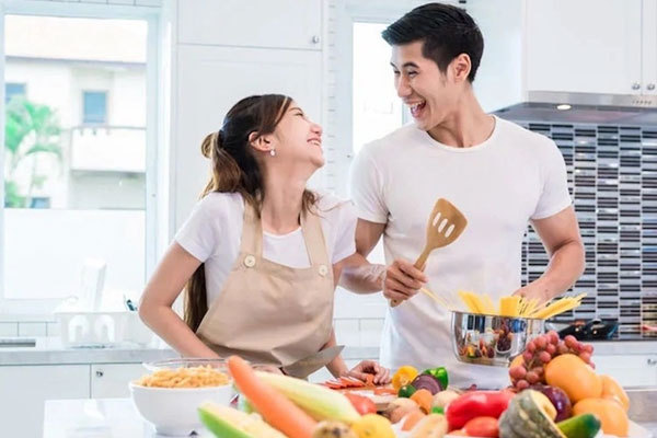 Phía sau một phụ nữ thành công là một người đàn ông thành ý-1