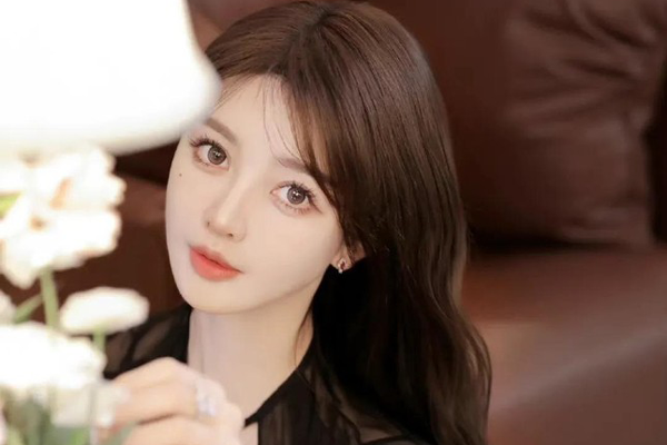 MXH dậy sóng với chiêu thức tán gái và yêu cầu gây sốc khi hẹn hò của Huỳnh Hiểu Minh-9