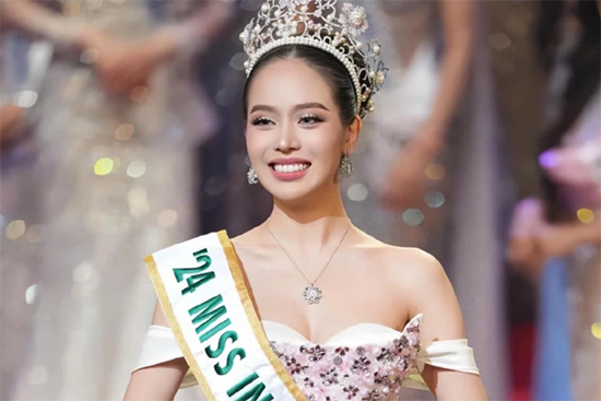 Miss International 2024 Thanh Thủy giải thích về hành động cúi đầu ở Chung kết