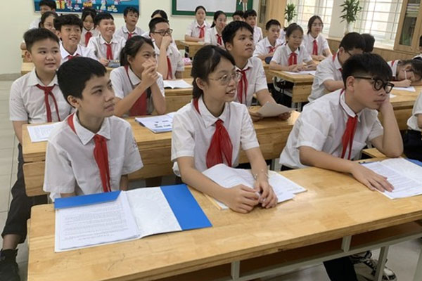 Ngoài túi mù, hộp mù, Gen Z còn mê mẩn đá thú cưng-5