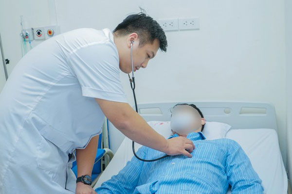 Những người nào dễ có nguy cơ bị nhồi máu cơ tim cao vào ngày Tết?-3