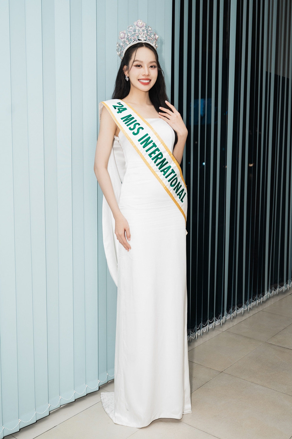 Lý do Miss International 2024 Thanh Thủy mang bộ mặt trắng bệch xuống máy bay-1