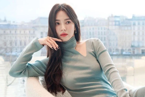 Đường tình trái ngược của Song Joong Ki - Song Hye Kyo sau 5 năm ly hôn-7