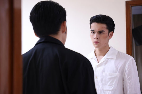 Bố mẹ vợ lên chơi, chồng mang mấy cọc tiền ra tuyên bố một điều làm tôi chỉ muốn ly hôn-2