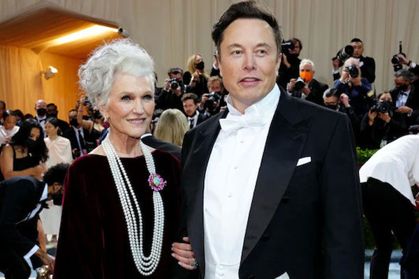 Tỷ phú Elon Musk sở hữu tài sản lớn nhất mọi thời đại-2