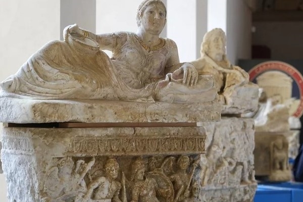 Phát hiện kho báu 540 tỷ USD dưới đáy hồ ở Mỹ-3