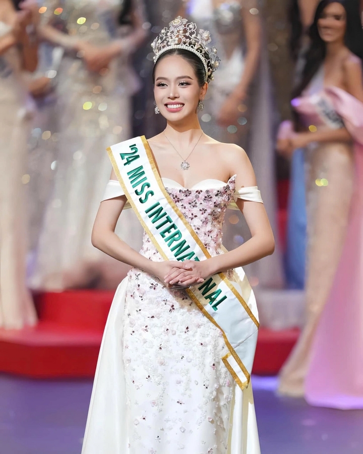 Hoa hậu Thanh Thuỷ lọt top 3 thí sinh có hình thể đẹp nhất Miss International-2