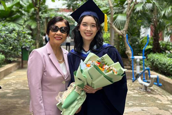 Hai nữ sinh lớp 7 ở Khánh Hòa làm hại bản thân vì bị cha mẹ mắng-1