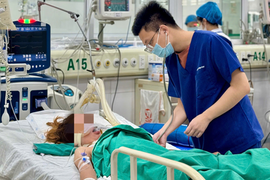 Người phụ nữ nguy kịch vì vết đốt ở vùng nhạy cảm