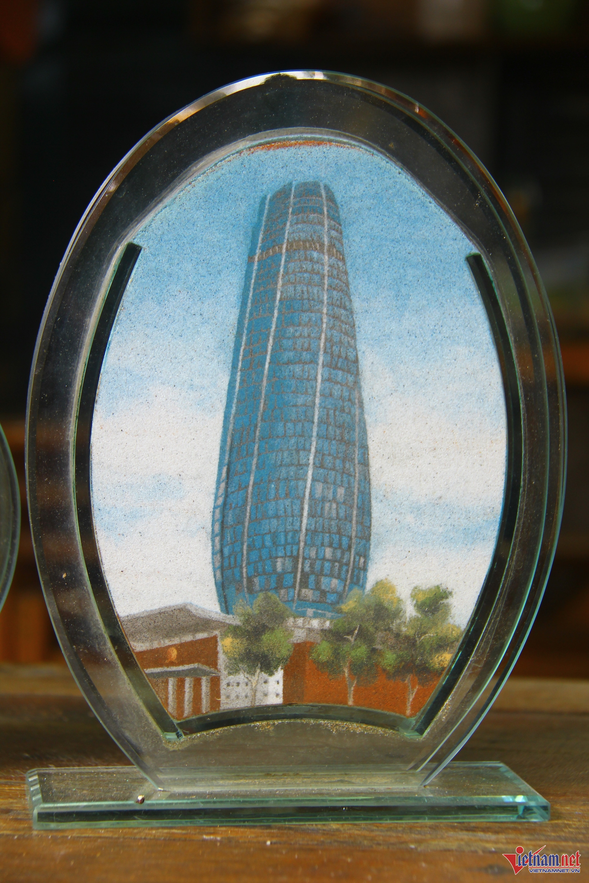 8X Đà Nẵng vẽ tranh sống động từ hạt cát-7