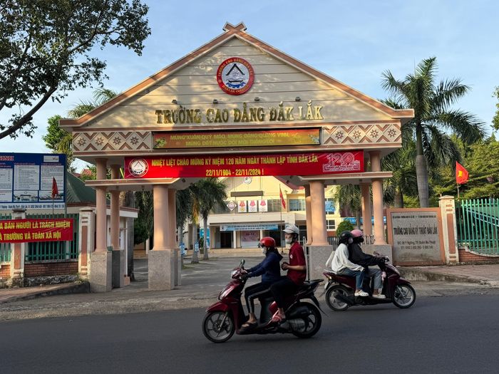 Công an vào cuộc điều tra vụ nam sinh tử vong khi thực hành nối điện-1