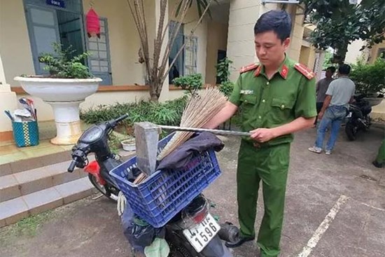 Đóng giả 'lao công' quét rác gây ra hàng loạt vụ trộm cắp