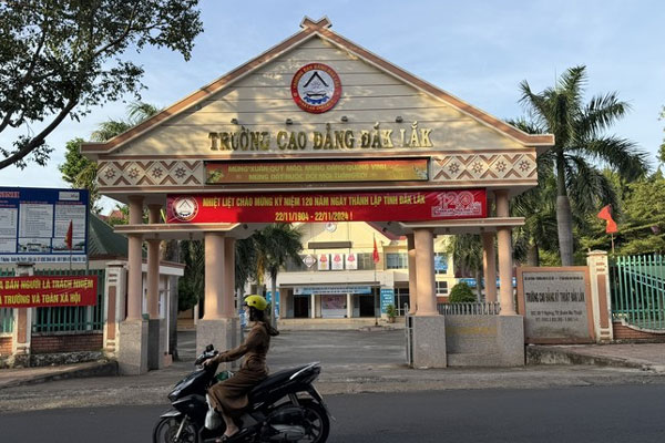 Tin mới vụ nam sinh tử vong khi thực hành nối điện-1