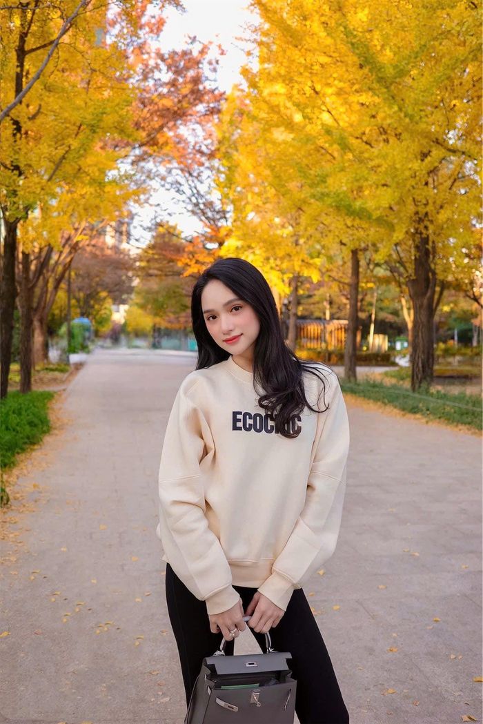 Hương Giang gợi ý set đồ mùa đông giản dị mà vẫn chảnh để đi du lịch-11