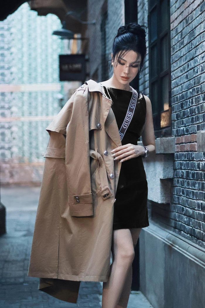 5 bà mẹ đơn thân nổi tiếng giàu có của showbiz Việt-19