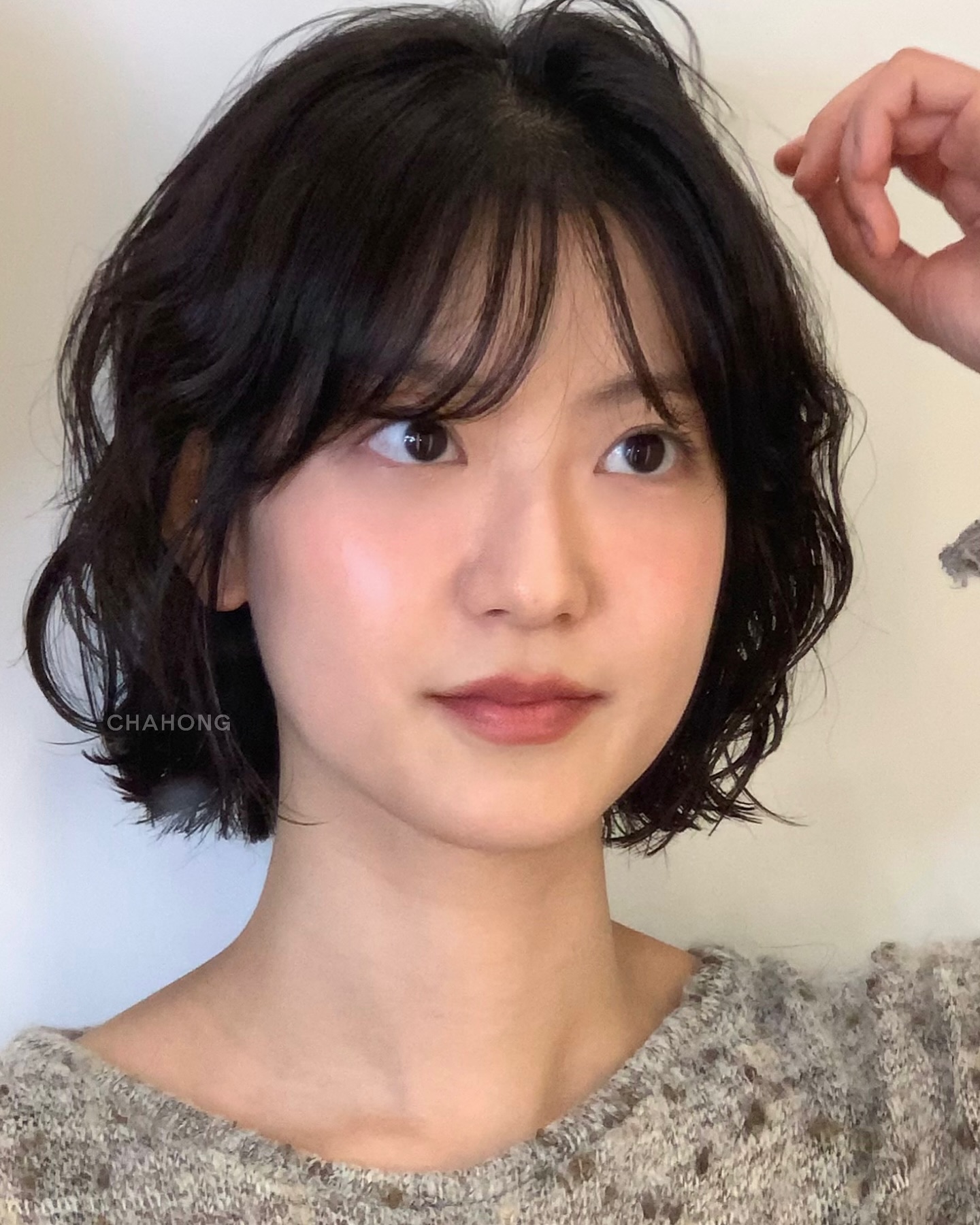 4 kiểu tóc ngắn thanh lịch nhất dành cho nàng công sở-9