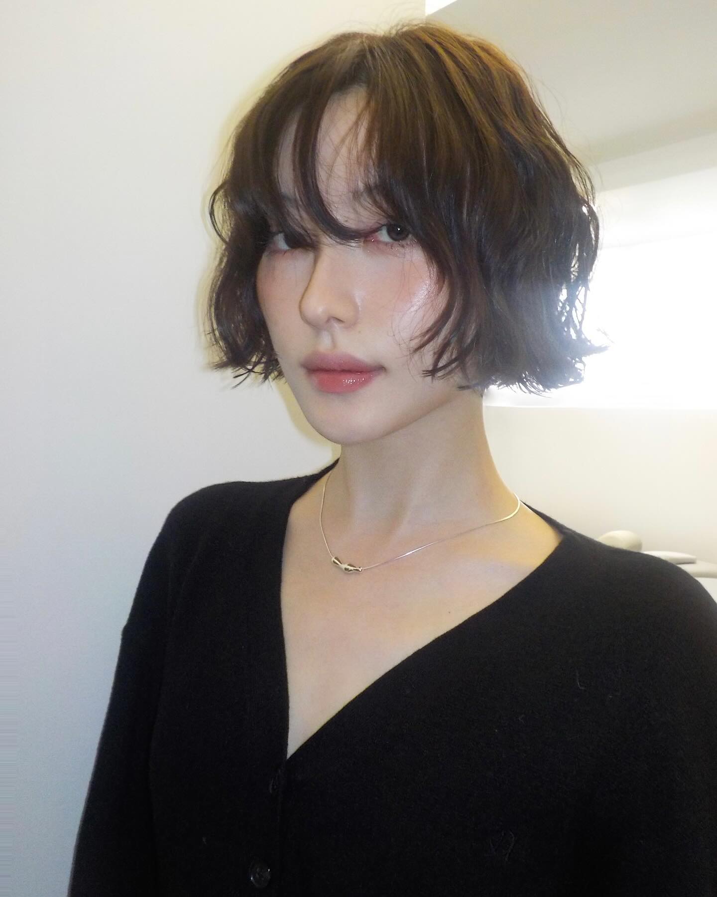 4 kiểu tóc ngắn thanh lịch nhất dành cho nàng công sở-10