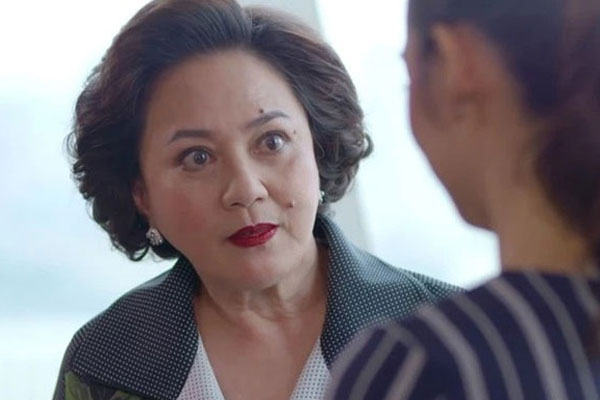 Chị gái tôi làm tiệc liên hoan sau ly dị, mẹ chồng cũ mang một thứ đến chúc mừng khiến ai cũng hoảng-2