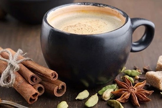 Cà phê pha cùng 2 gia vị quen mặt này, vừa thơm ngon vừa tăng gấp đôi lợi ích
