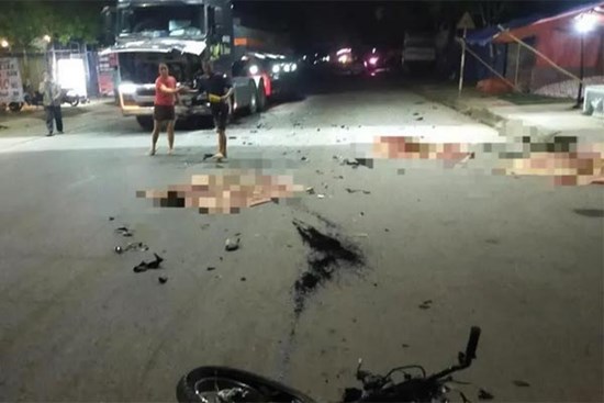 6 người tử vong sau 2 vụ tai nạn giao thông liên tiếp trong đêm ở Hòa Bình