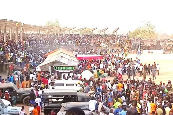 Ít nhất 100 người thiệt mạng sau trận bóng đá ở Guinea-1