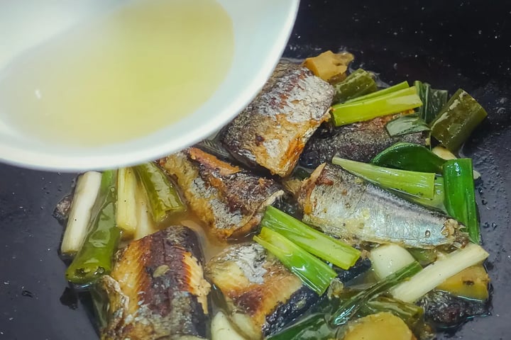 Mẹo kho cá nhừ xương siêu nhanh-6