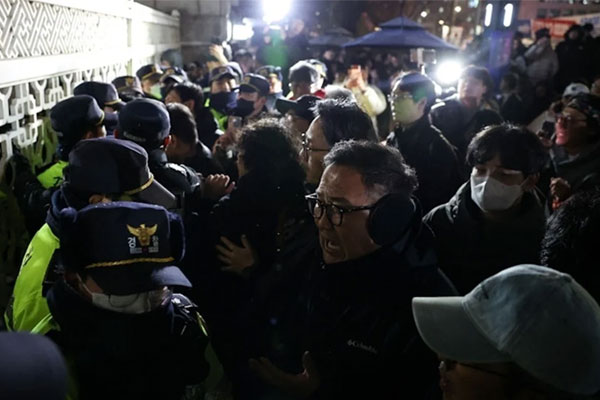 Những hình ảnh Hàn Quốc thiết quân luật tối 3/12-3