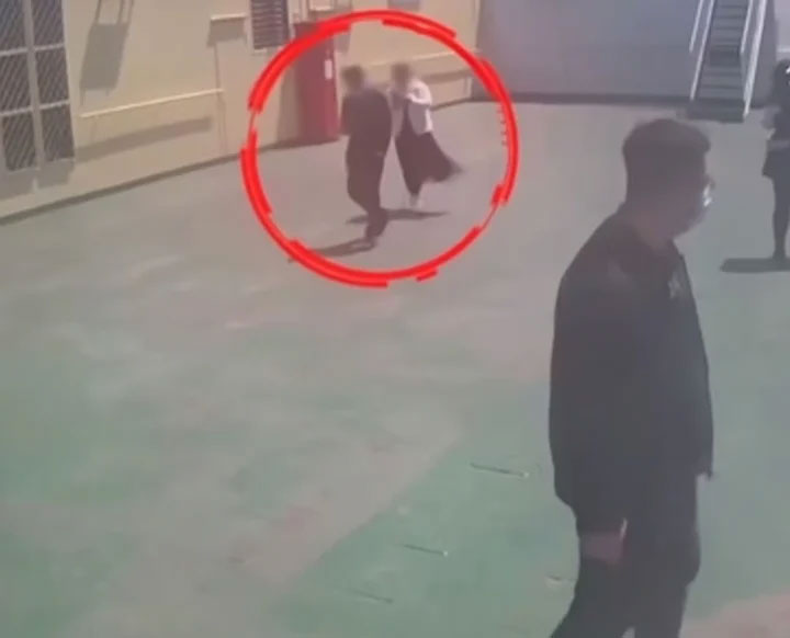 Đẩy vợ xuống biển ở điểm mù camera để lấy tiền bảo hiểm, chồng bị tử hình-2