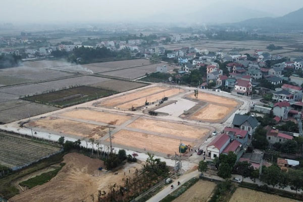 Công an Hà Nội xác minh vụ đồng loạt bỏ cuộc khi đấu giá 22 thửa đất ở Thanh Oai-2