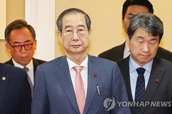Loạt Bộ trưởng Hàn Quốc muốn từ chức