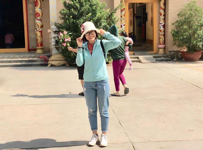 Nỗi đau của nữ giáo viên bị chồng tưới axit trước mặt con gái-4