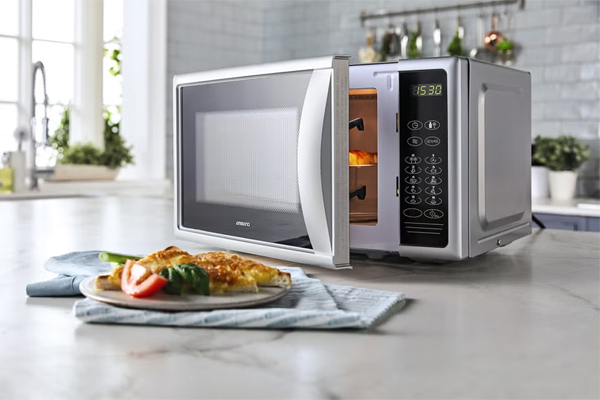 Ba không khi dùng lò vi sóng-1