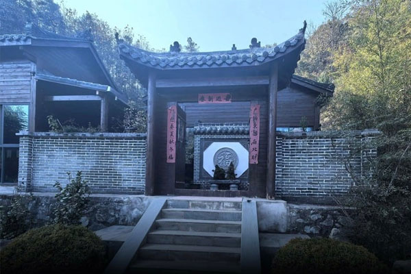 Quảng cáo chữa ung thư, phòng khám Đông y Trung Quốc làm chết 15 người-1